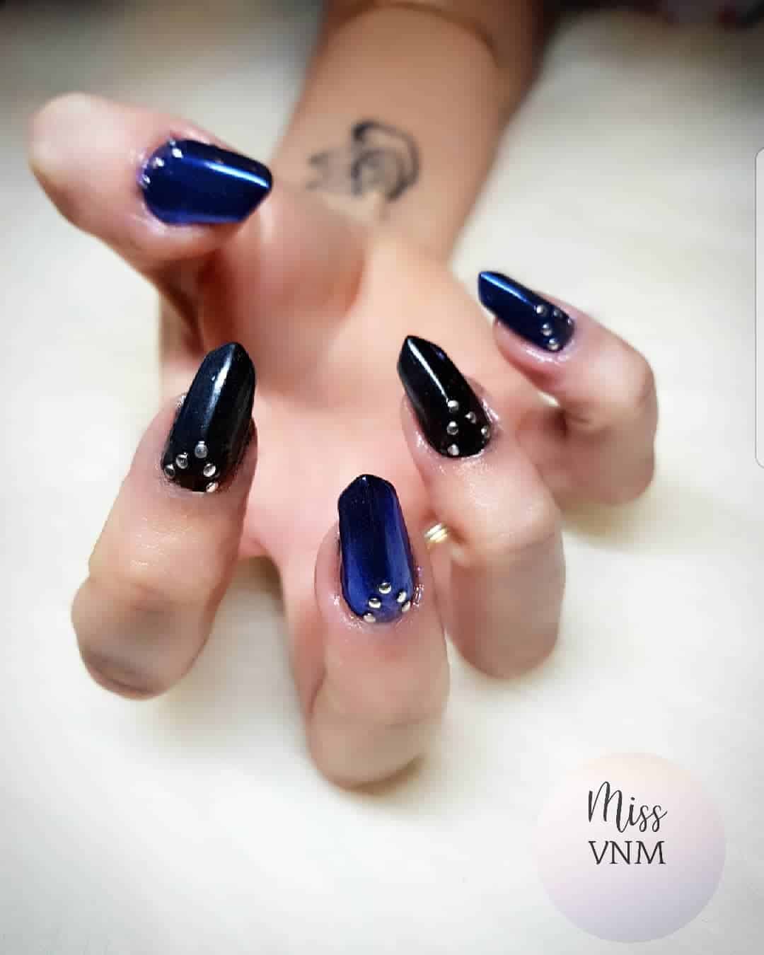 black chrome with blue pigment