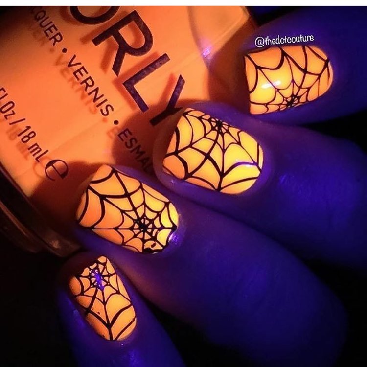 Halloween nails glow in the dark spiderwebs h BYqxr8