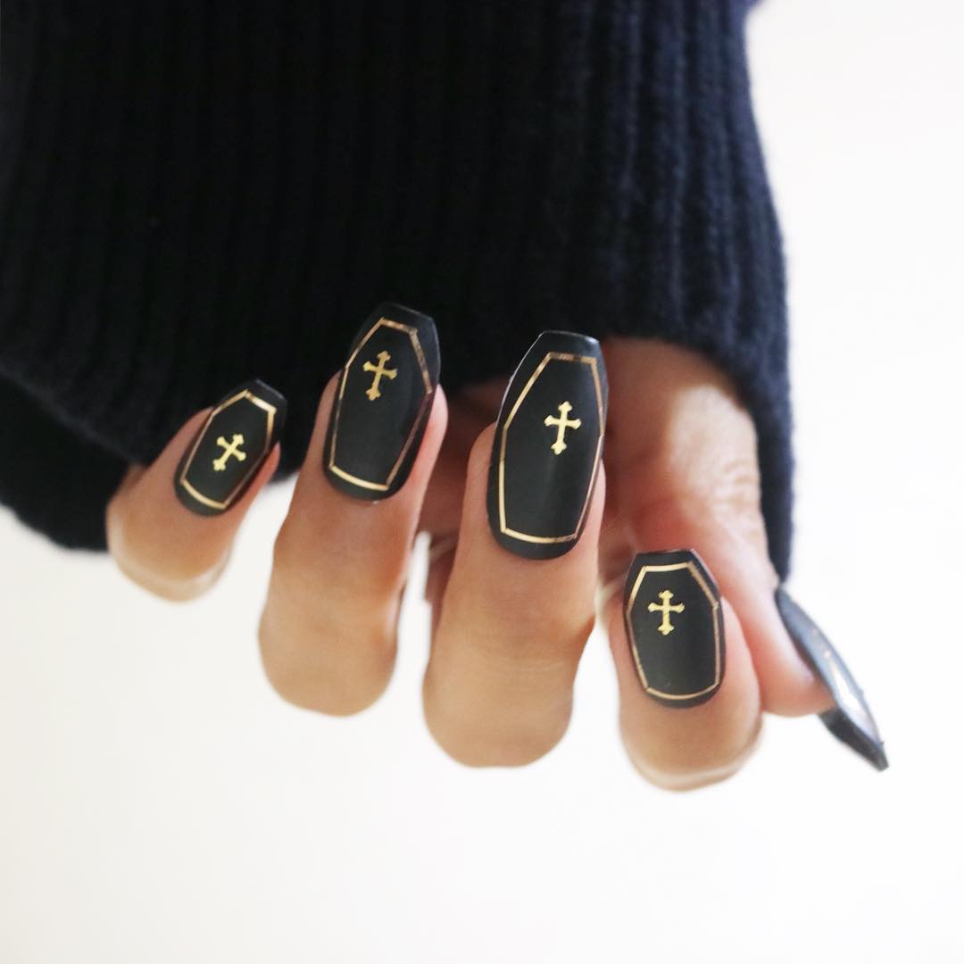 Halloween nails matte blac coffin nails h BMCHoAQgp9O