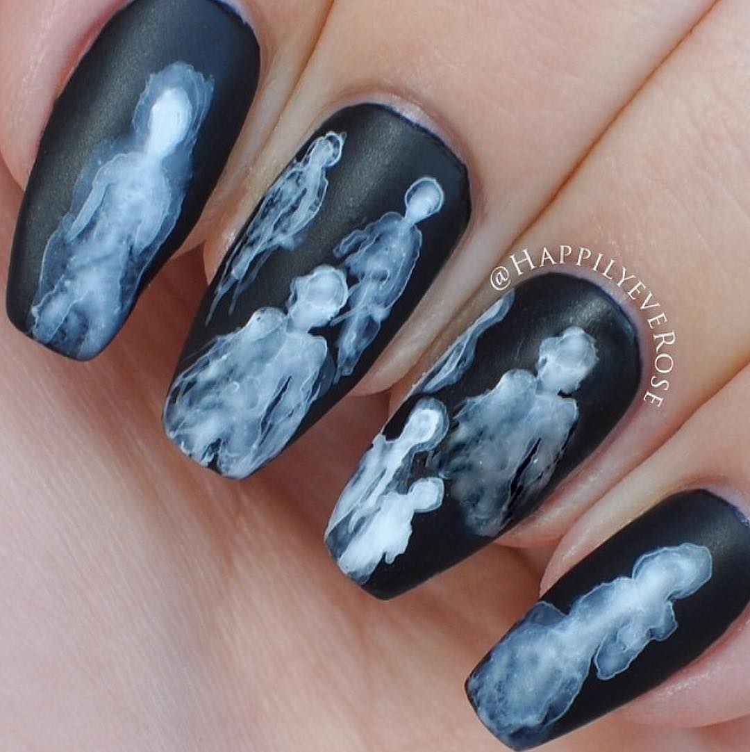 35 Creepy Halloween Nails For The Scary Holiday Wild About Beauty