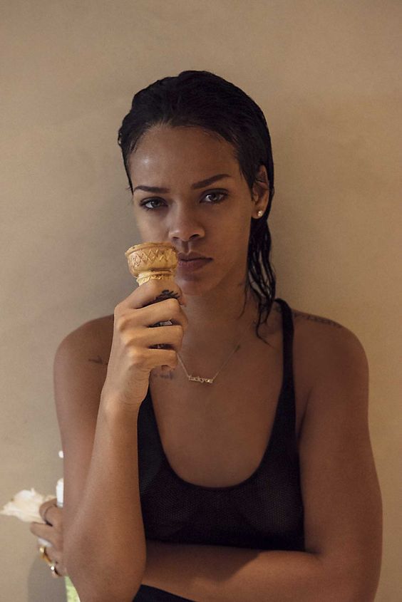 rihanna with ice cream