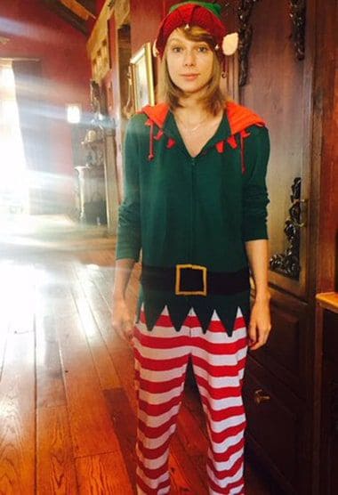 taylor swift in christmas card