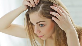 women with greassy hair