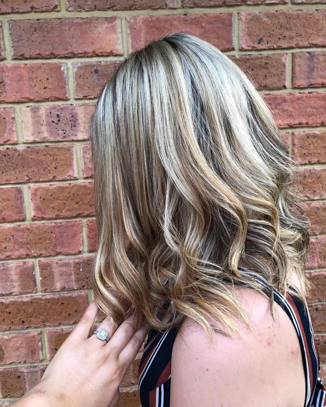 Wavy Blonde With Caramel Highlights