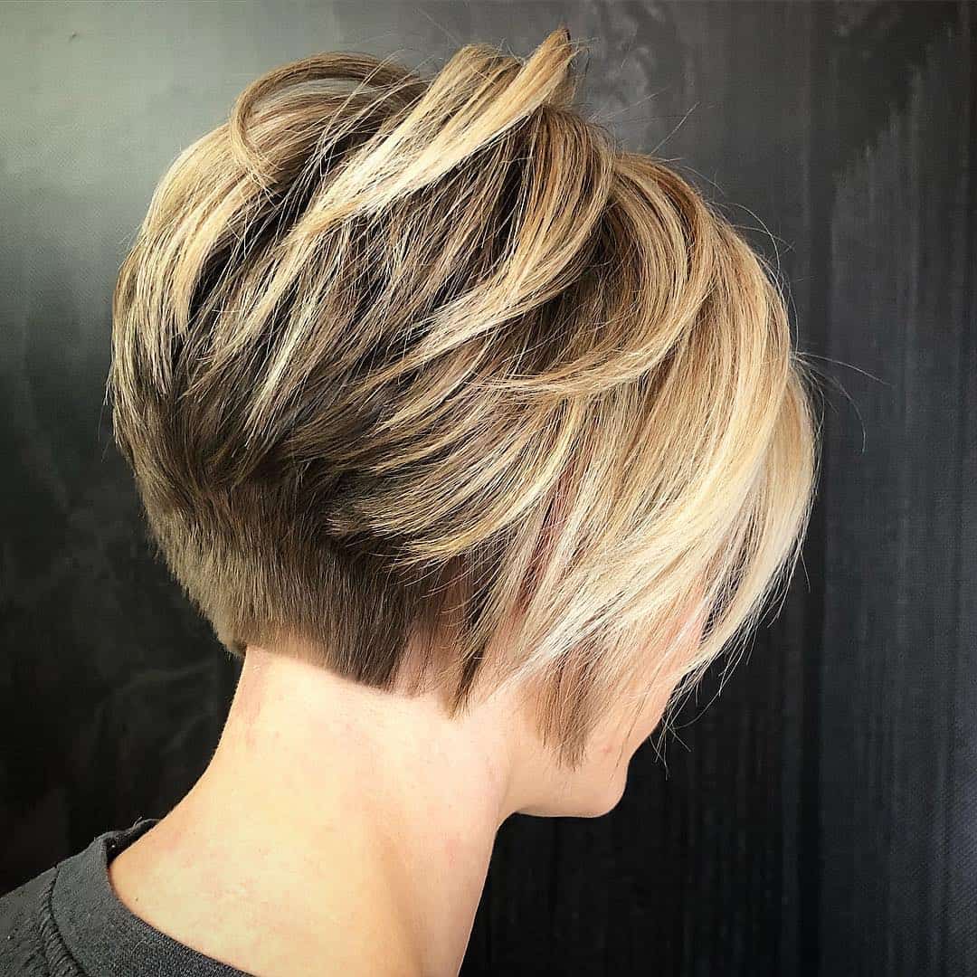 Layered Highlighted Pixie With Stacked Nape