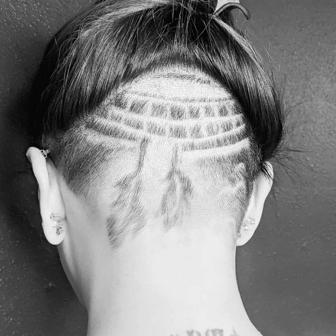 Feathers Undercut Design