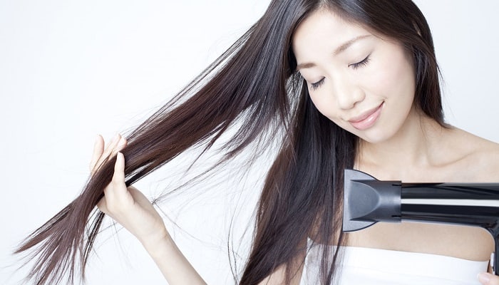 women dry hair