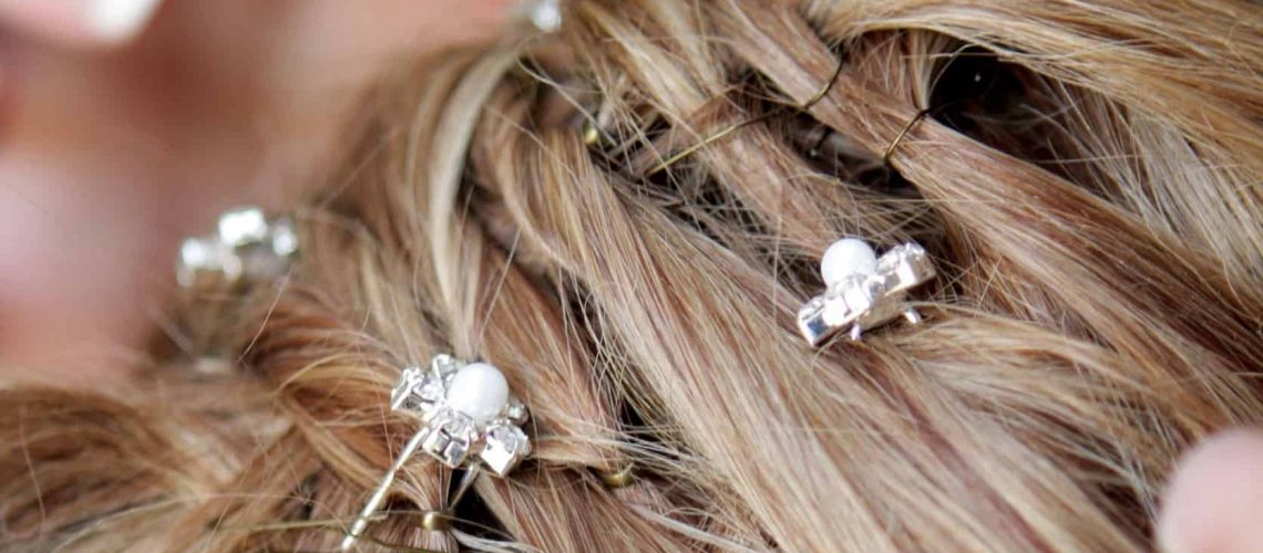 Woman-hair-clips-cropped